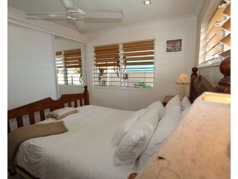 2/6 Hilliar Street, Wongaling Beach QLD 4852