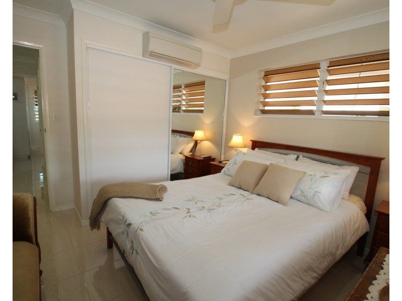 2/6 Hilliar Street, Wongaling Beach QLD 4852