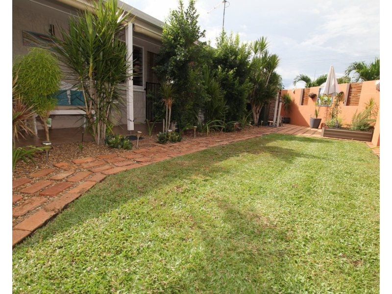 2/6 Hilliar Street, Wongaling Beach QLD 4852