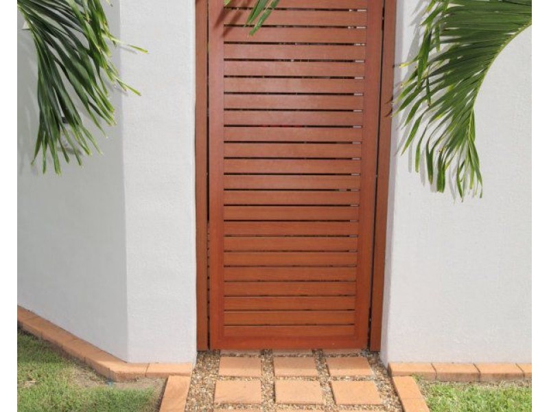 2/6 Hilliar Street, Wongaling Beach QLD 4852