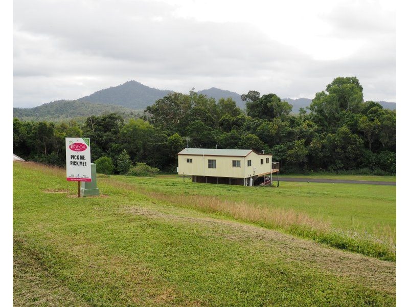 8 Riverside Terrace, South Mission Beach QLD 4852