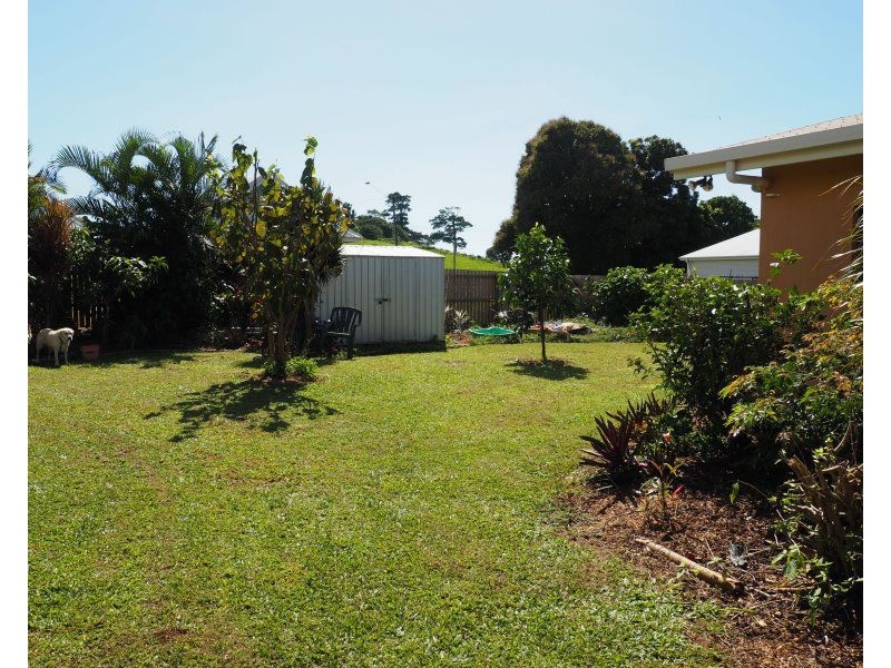 12 Casuarina Crescent, Mission Beach QLD 4852