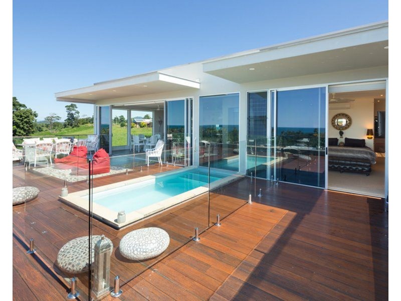 3/2 Coonanglebah Close, Mission Beach QLD 4852