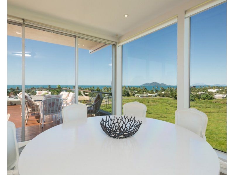 3/2 Coonanglebah Close, Mission Beach QLD 4852