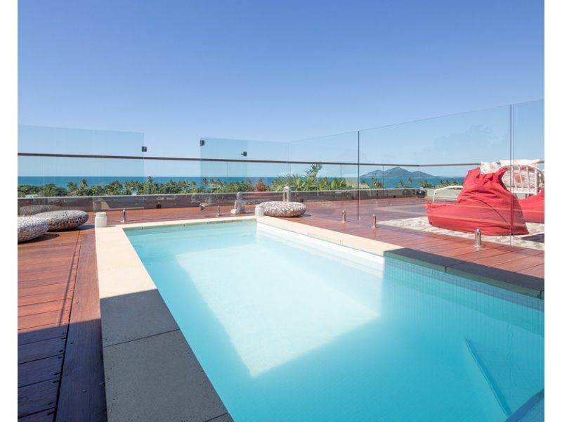 3/2 Coonanglebah Close, Mission Beach QLD 4852