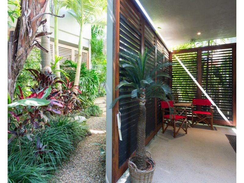 3/2 Coonanglebah Close, Mission Beach QLD 4852