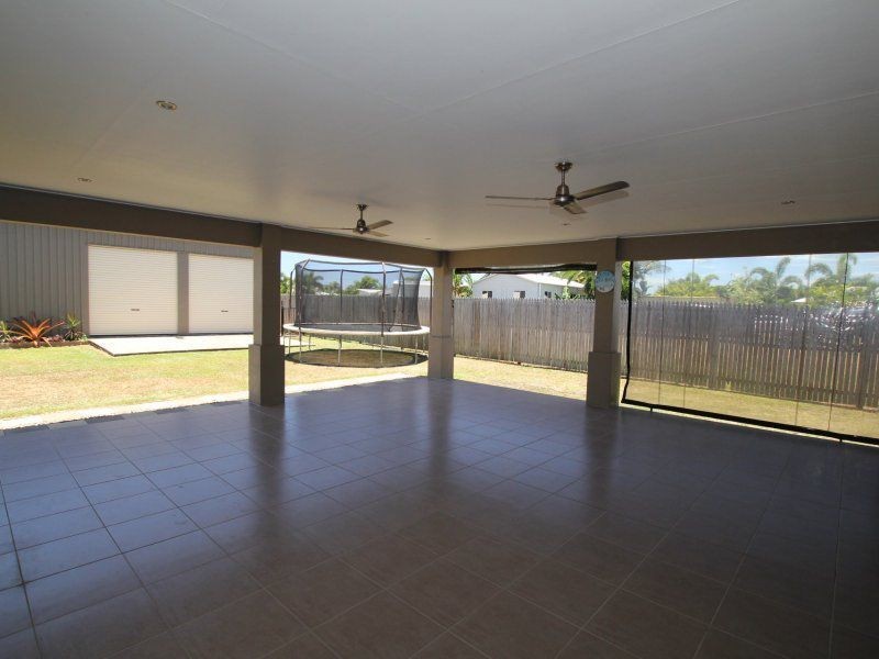 18 Voyager Street, South Mission Beach QLD 4852