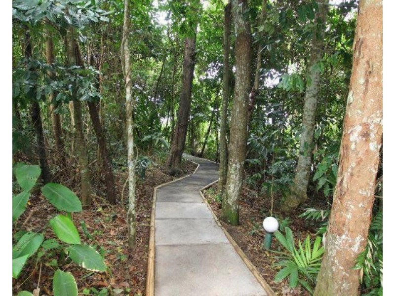 14 Plantation Drive, Bingil Bay QLD 4852