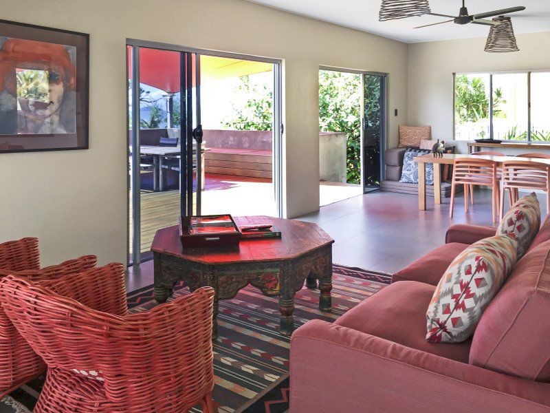 25 Banfield Parade, Wongaling Beach QLD 4852