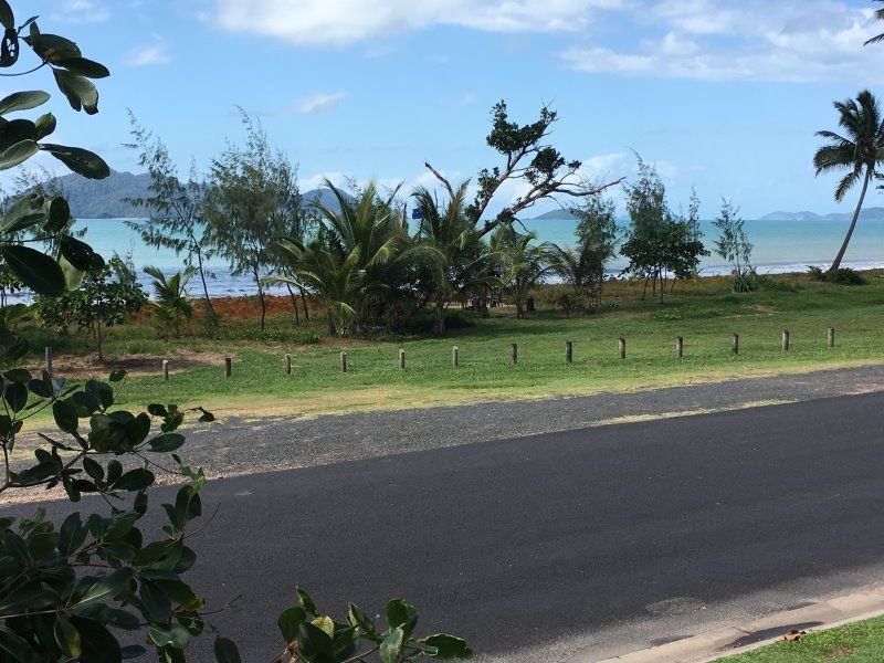 25 Banfield Parade, Wongaling Beach QLD 4852