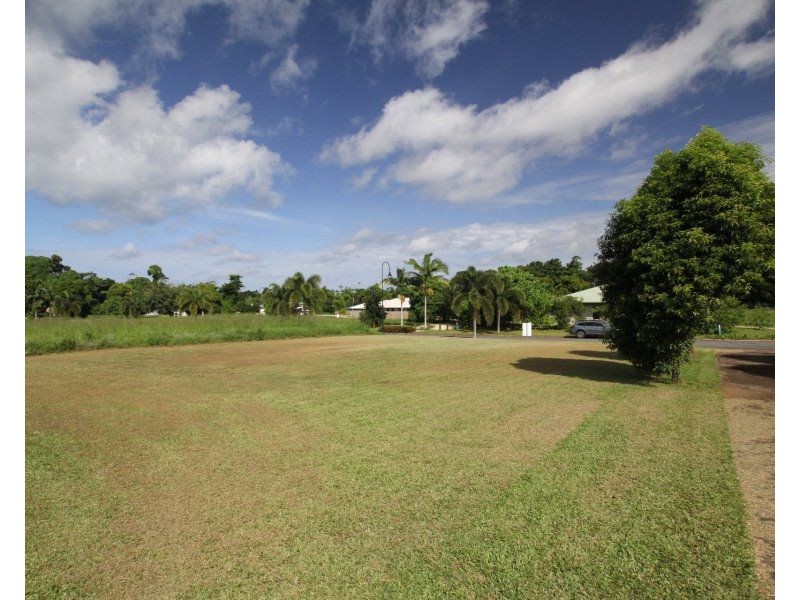 6 Casuarina Crescent, Mission Beach QLD 4852