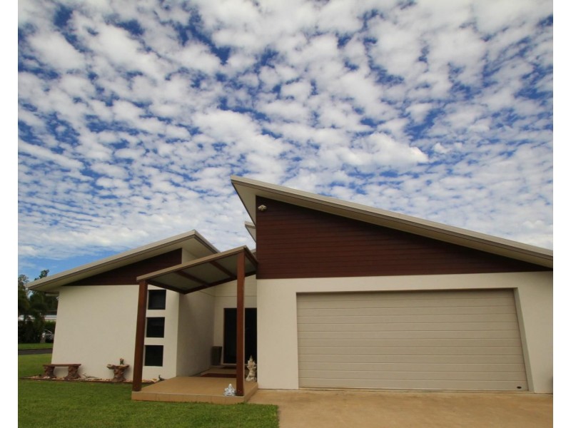 40 Conch Street, Mission Beach QLD 4852