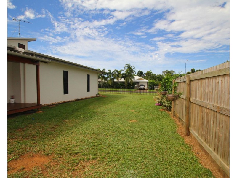 40 Conch Street, Mission Beach QLD 4852