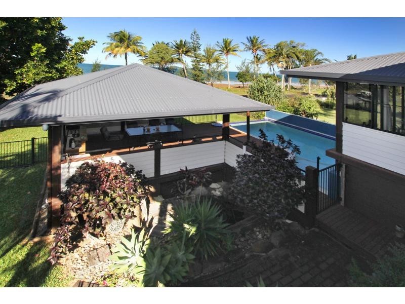 46 Kennedy Esplanade, South Mission Beach QLD 4852