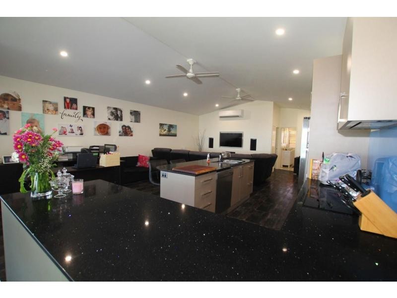 46 Kennedy Esplanade, South Mission Beach QLD 4852