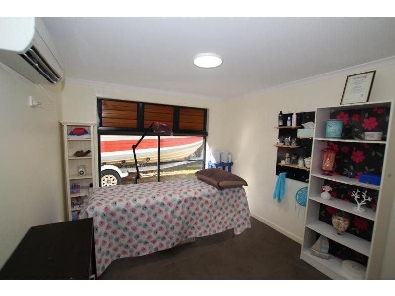 46 Kennedy Esplanade, South Mission Beach QLD 4852