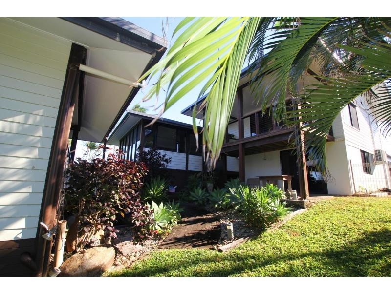 46 Kennedy Esplanade, South Mission Beach QLD 4852