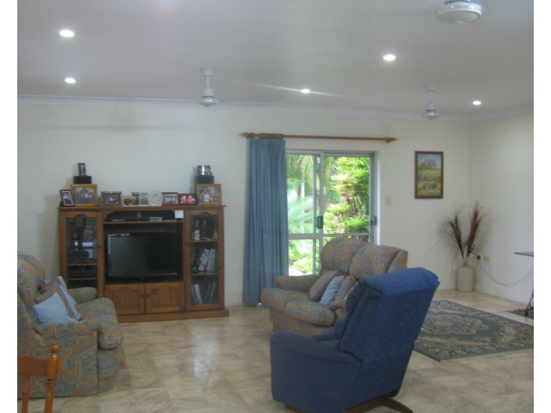 856 East Feluga Road, East Feluga QLD 4854