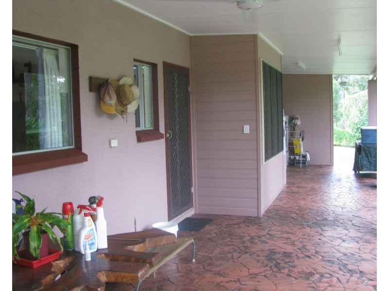 856 East Feluga Road, East Feluga QLD 4854