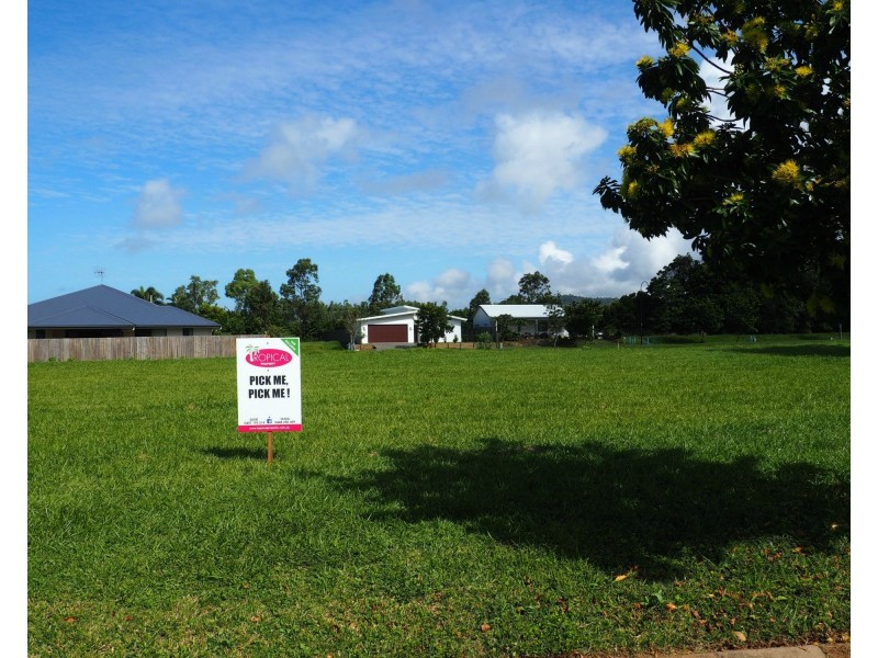 14 Shelly Close, Mission Beach QLD 4852