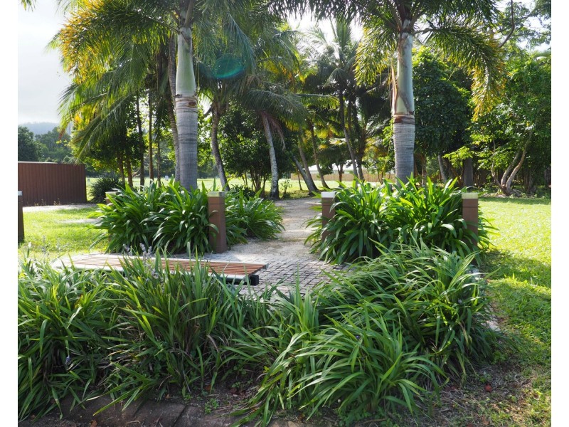 14 Shelly Close, Mission Beach QLD 4852
