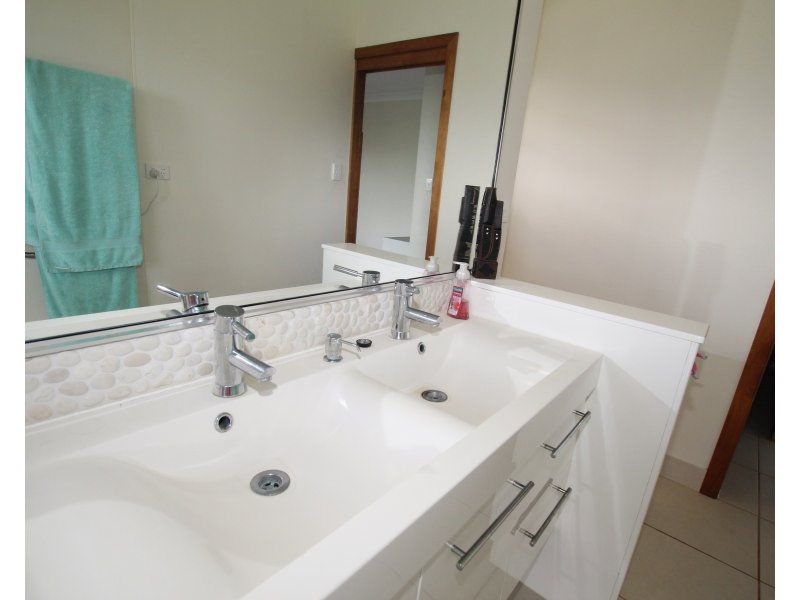 53 Stuart Drive, Feluga QLD 4854