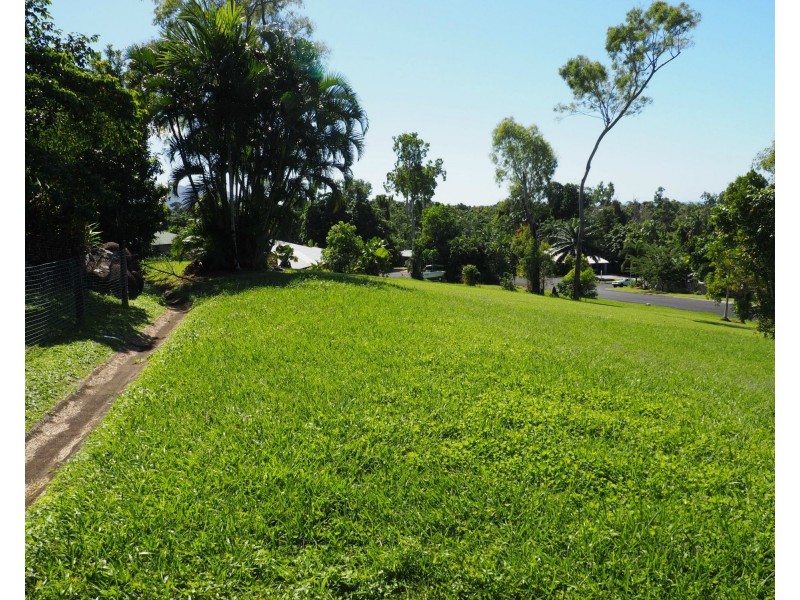 7 Dunkalli Crescent, Wongaling Beach QLD 4852