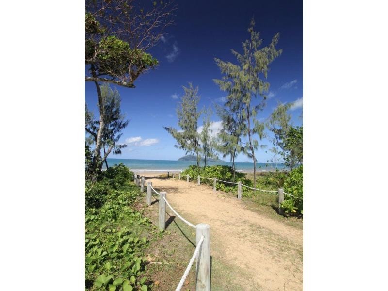 27 Banfield Parade, Wongaling Beach QLD 4852