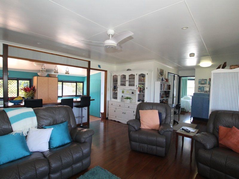 27 Banfield Parade, Wongaling Beach QLD 4852