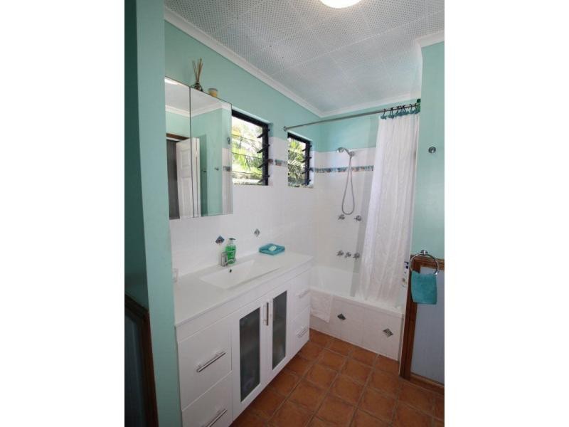 27 Banfield Parade, Wongaling Beach QLD 4852