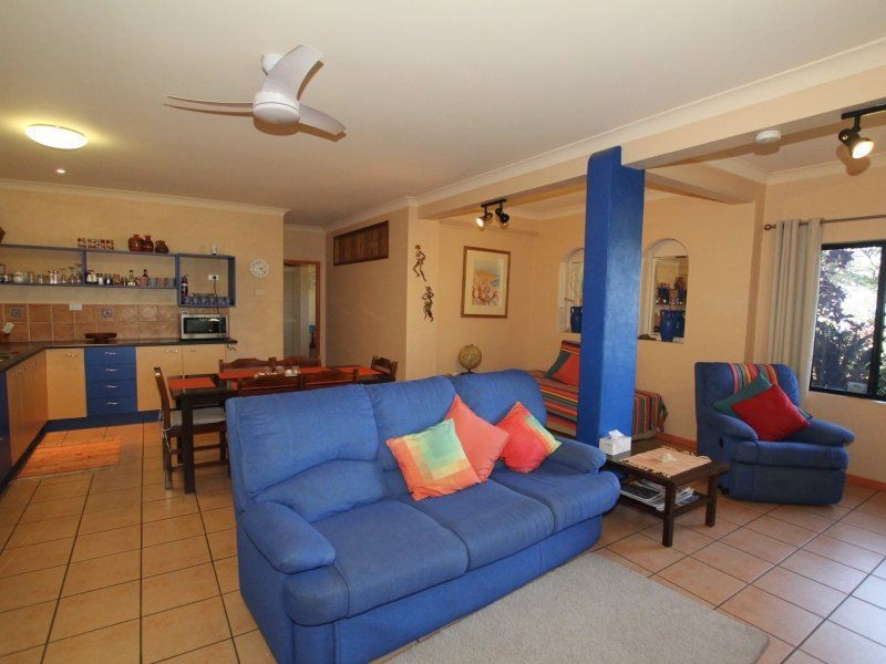 27 Banfield Parade, Wongaling Beach QLD 4852