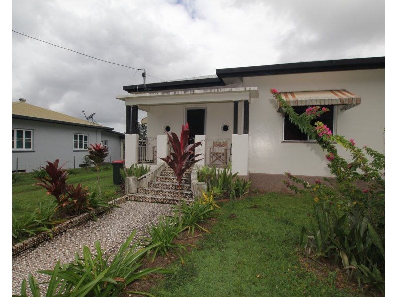 11 Thurles Street, Tully QLD 4854