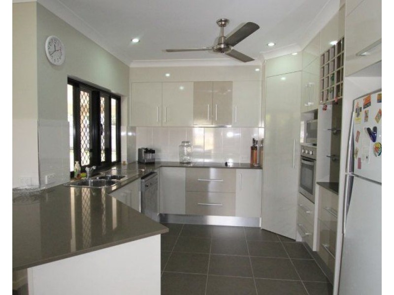 24 Clipper Court, South Mission Beach QLD 4852