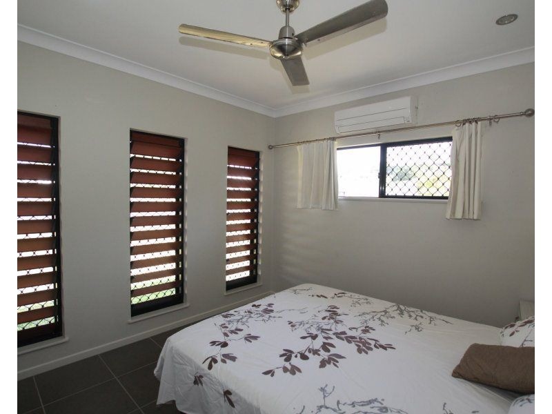 24 Clipper Court, South Mission Beach QLD 4852