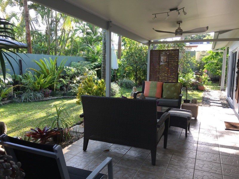 32 Holland Street, Wongaling Beach QLD 4852