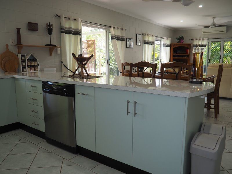 32 Holland Street, Wongaling Beach QLD 4852