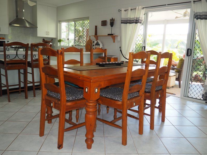 32 Holland Street, Wongaling Beach QLD 4852