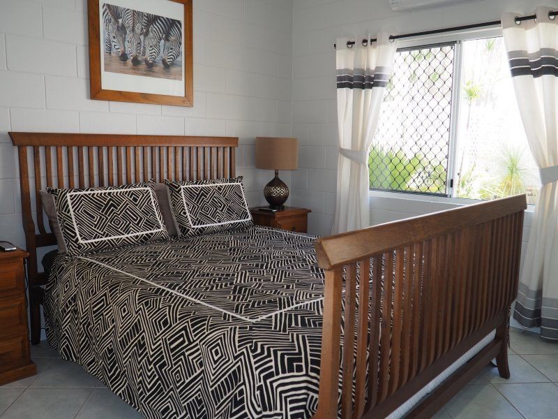 32 Holland Street, Wongaling Beach QLD 4852