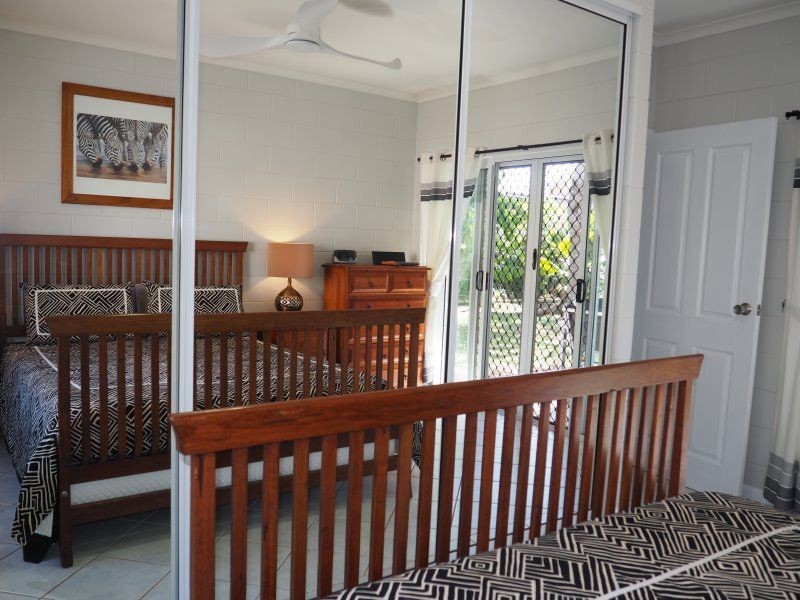 32 Holland Street, Wongaling Beach QLD 4852