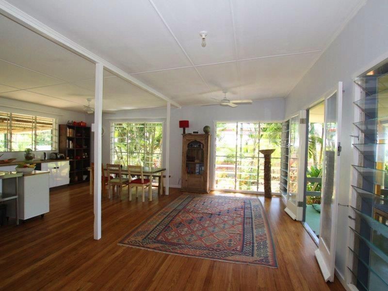 15 Cutten Street, Bingil Bay QLD 4852