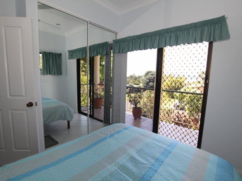 9 Leslie Lane, South Mission Beach QLD 4852