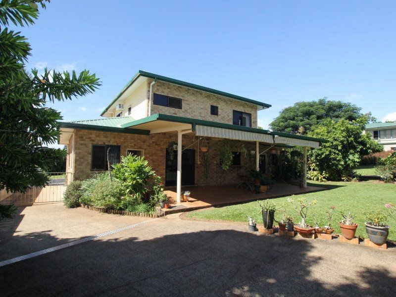 9 Leslie Lane, South Mission Beach QLD 4852