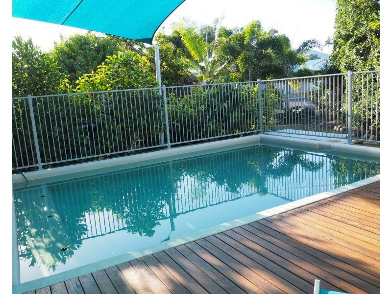 18 Southward Street, Mission Beach QLD 4852
