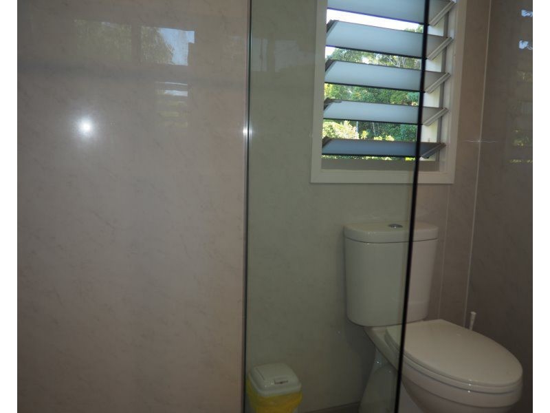 18 Southward Street, Mission Beach QLD 4852