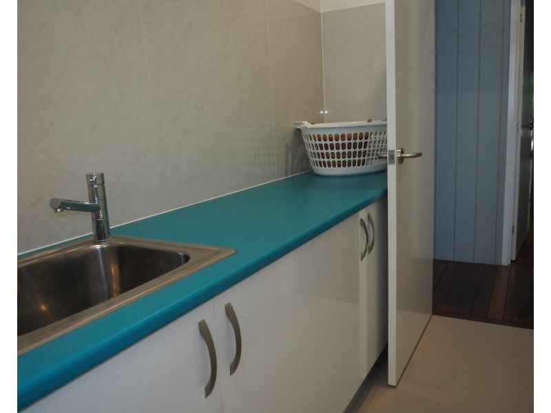 18 Southward Street, Mission Beach QLD 4852