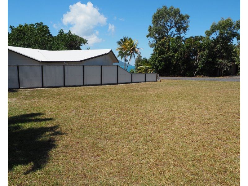 90 Reid Road, Wongaling Beach QLD 4852