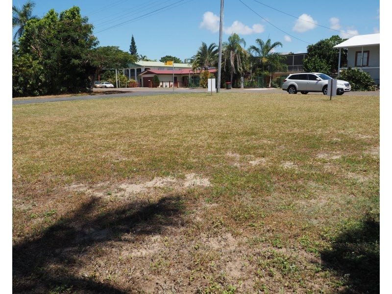 90 Reid Road, Wongaling Beach QLD 4852