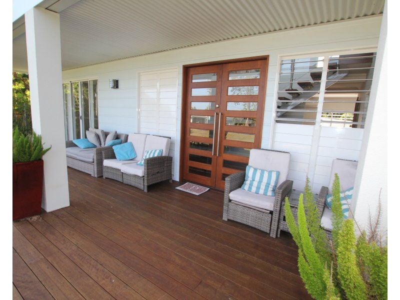 43 Mission Drive, South Mission Beach QLD 4852