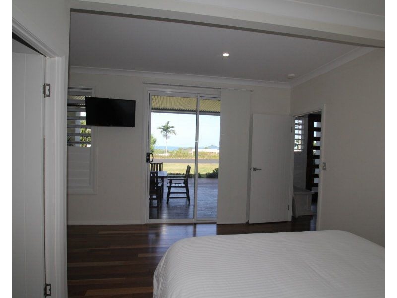 43 Mission Drive, South Mission Beach QLD 4852
