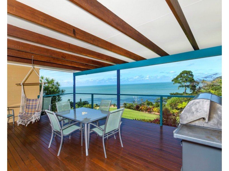 550 Etty Bay Road, Etty Bay QLD 4858